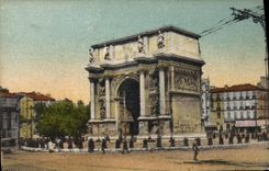 CPA Marseille La Place Jules Guesde et l'Arc de Triomphe