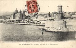 CPA Marseille Le Fort St Jean et la Cathedrale