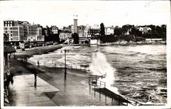 CPA Cote d'Emeraude Dinard Plage par tempete 