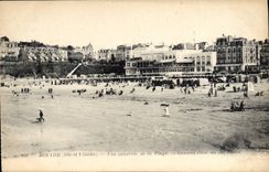 CPA Dinard Ille et Vilaine Vue generale de la Plage 
