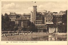 CPA Dinard La Plage devant de Crystal Hotel 