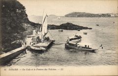 CPA Dinard La Cale et le Ponton des Vedettes Bateaux