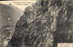 CPA Pelerinage N D de la Salette Chemin des Tunnels Propriete des Chapelains Cliche Fluchaire 