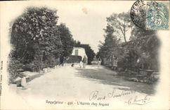 CPA Roquefavour L'Arrivee chez Arquier