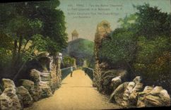 CPA Paris Parc des Buttes Chaumont La Pont suspendu et le Belvedere