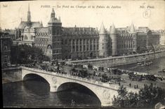 CPA Paris Le Pont au Change et le Palais de Justice