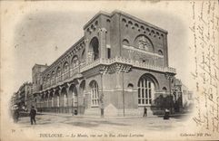 CPA Toulouse Le Musee vue sur la Rue Alsace Lorraine 