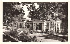 CPA Bagnoles de l'Orne Paysage vers le Pavillon aux fleurs 