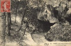 CPA Foret de Fontainebleau la Caverne d'Augas 