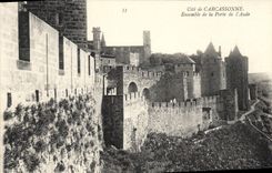 CPA Cite de Carcassonne ensemble de la porte de l'Aude 