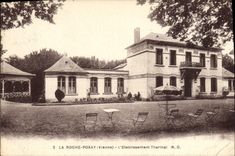 CPA La Roche Posay Vienne l'Etablissement Thermal 
