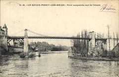 CPA La Roche Posay les Bains pont suspendu sur la Creuse 