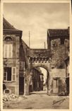 CPA Station Thermale de la Roche Posay Vienne la porte de Ville 