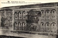 CPA St Junien Hte Vienne Tombeau des Saints Armand Junien Theodore derriere l'autel de l'eglise paro