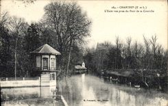 CPA Chartres E et L L'Eure Vue prise du Pont de la Courtille 