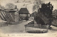 CPA Dijon Les Serres du Jardin de l'Arquebuse 