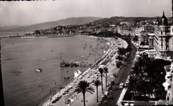 CPA Cannes La Croisette et la Plage 