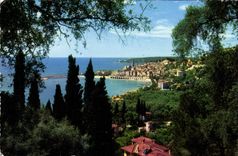 CPA Menton A M Vue generale prise a travers des Oliviers 