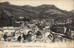 CPA La Bourboule Vue generale et le Puy Gros 