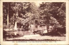 CPA La Bourboule Le Parc Fenestre la Piece d'Eau 