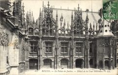 CPA Rouen Le Palais de Justice Detail de la Cour interieure 
