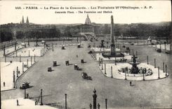 CPA Paris La Place de la Concorde Les Fontaines et l'Obellsque Concorde Place 