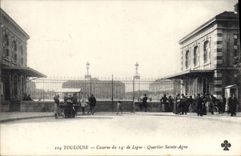 CPA Tolouse Caserne du 14eme Ligne Quartier Sainte Agne Militaria