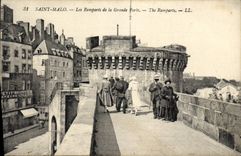 CPA Saint Malo Les Remparts de la Grande Porte 