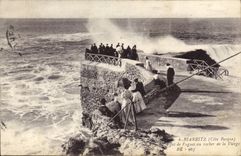 CPA Biarritz Cote Basque Effet de Vagues au rocher de la Vierge 
