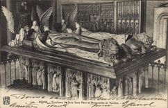 CPA Dijon Tombeau de Jean Sans Peur et Marguerite de Baviere 