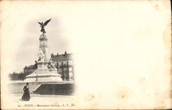 CPA Dijon monument Carnot 