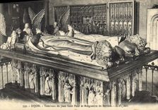 CPA Dijon Tombeau de Jean Sans Peur et Marguerite de Baviere 