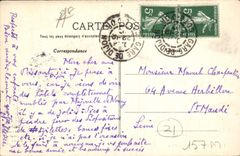 CPA Dijon Musee salle des Gardes Tombeau de Jean Sans Peur et de Marguerite de Baviere au fond Tombe