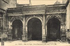 CPA Dijon hotel de Vogue portail Renaissance cote cour 