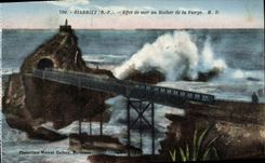 CPA Biarritz B P Effet de mer au rocher de la Vierge 