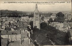 CPA Vendome L et Ch la tour St Martin Restes d'une eglise du XVI s et vue generale 