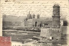 CPA Marseille le fort Saint Jean et la cathedrale 