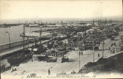 CPA Marseille vue generale des Bassins de la Joliette 