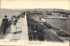 CPA Marseille sur la Jetee 