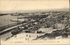 CPA Marseille vue generale des Bassins de la Joliette 