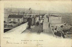 CPA Marseille sur la Jetee 