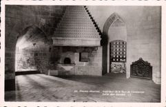 CPA Aigues Mortes interieur de la tour de Constance salle des Gardes 