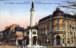 CPA La Savoie Pittoresque Chambery fontaine des Elephants et statue du generale de Boigne 1751 1830 