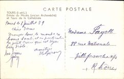 CPA Tours I et L entree du Musee ancien Archeveche et tours de la cathedrale 