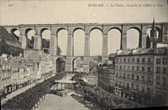 CPA Morlaix le Viaduc vue prise de l'Hotel de Ville 