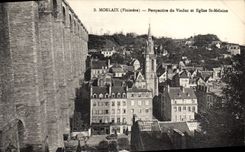 CPA Morlaix Finistere Perspective du Viaduc et Eglise St Melaine 