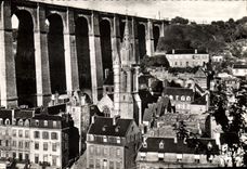 CPA Morlaix Finistere Le quartier pittoresque de St Melaine pres du viaduc 