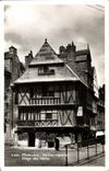 CPA Morlaix Vieilles maisons Place des Halles 