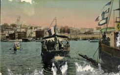 CPA Marseille Le Vieux Port Traversee du Bateau Mouche 