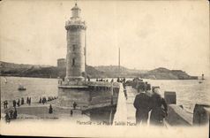 CPA Marseille Le Phare Ste Marie 